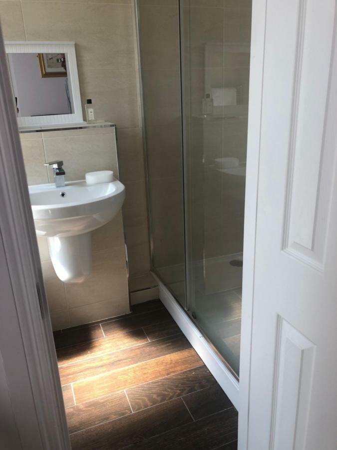 Cheapsleepz 49 Moscow Drive Hotel Liverpool Luaran gambar