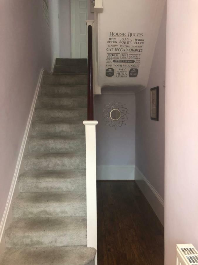 Cheapsleepz 49 Moscow Drive Hotel Liverpool Luaran gambar
