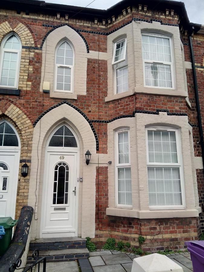 Cheapsleepz 49 Moscow Drive Hotel Liverpool Luaran gambar